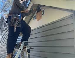 Siding Removal and Disposal in San Miguel, CA